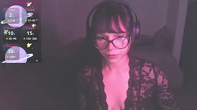 Snapshot of modjo_ chatting on 10-19-25, 04:37 modjo online show from 10-19-25, 04:37