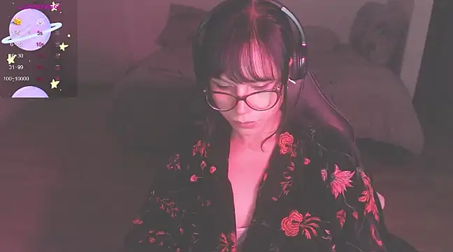 Snapshot of modjo_ chatting on 02-21-25, 07:01 modjo online show from 02-21-25, 07:01