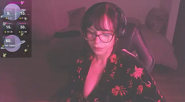 Snapshot of modjo_ chatting on 02-21-25, 03:12 modjo online show from 02-21-25, 03:12