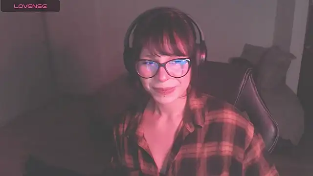 Snapshot of modjo_ chatting on 09-21-25, 03:44 modjo online show from 09-21-25, 03:44