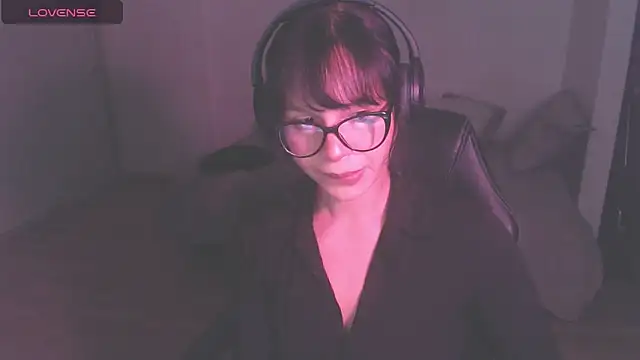 Snapshot of modjo_ chatting on 11-08-25, 06:17 modjo online show from 11-08-25, 06:17