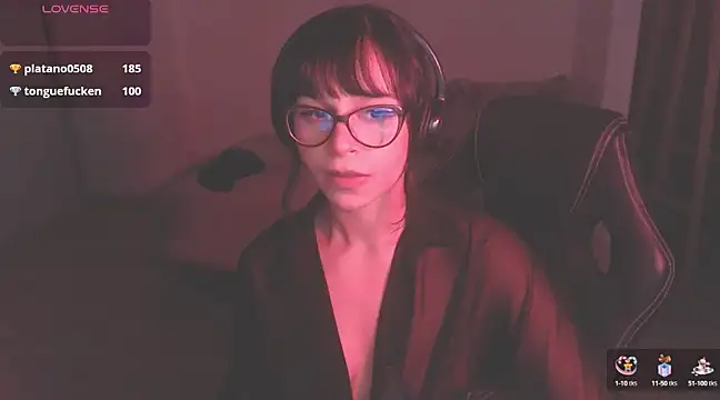 Snapshot of modjo_ chatting on 12-24-24, 11:17 modjo online show from 12-24-24, 11:17