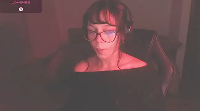 Snapshot of modjo_ chatting on 03-20-25, 03:13 modjo online show from 03-20-25, 03:13