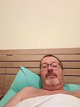 mike9473 online show from 11-11-25, 08:58