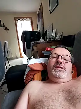 mike9473 online show from 12-05-25, 09:30