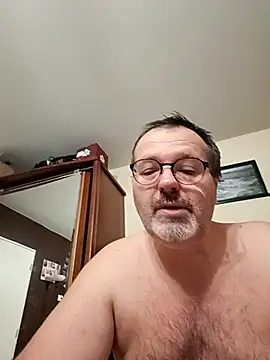 mike9473 online show from 12-04-25, 06:34