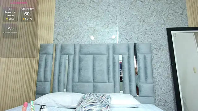 veronicaroose  online show from 10-22-25, 12:26