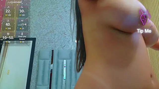 veronicaroose  online show from 04-07-26, 12:40