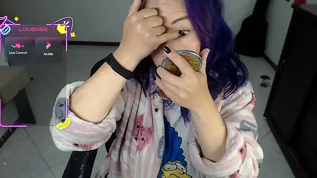 charlottezoe15 online show from 11-09-25, 07:23