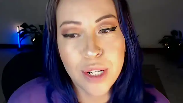 charlottezoe15 online show from 07-19-26, 07:17