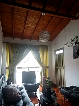 LunaZambrano online show from 04-13-26, 04:00