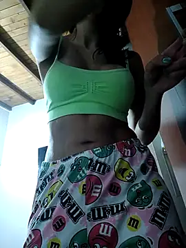 LunaZambrano online show from 11-10-25, 03:17