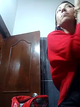 LunaZambrano online show from 02-10-26, 03:33