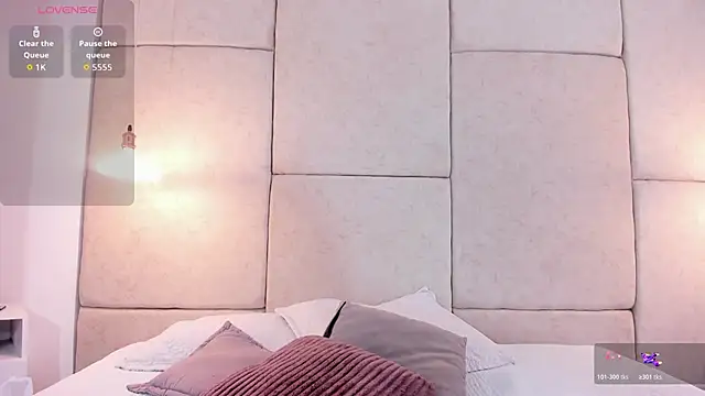 aisha vs online show from 12-05-25, 12:48