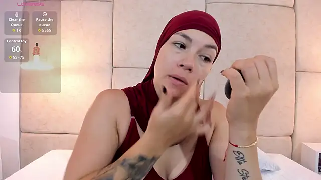 aisha vs online show from 03-14-26, 12:22