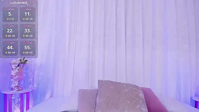 Snapshot of aisha_vs chatting on 05-26-26, 12:47 aisha vs online show from 05-26-26, 12:47