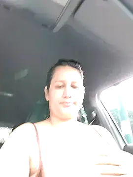 Snapshot of keilymadam chatting on 09-19-25, 01:15 keilymadam online show from 09-19-25, 01:15