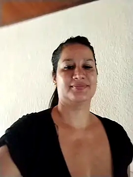 Snapshot of keilymadam chatting on 10-08-25, 02:29 keilymadam online show from 10-08-25, 02:29