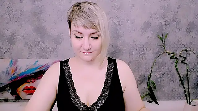 Djullia online show from 07-10-26, 06:02
