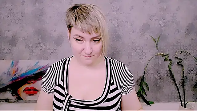 Djullia online show from 04-11-26, 08:18