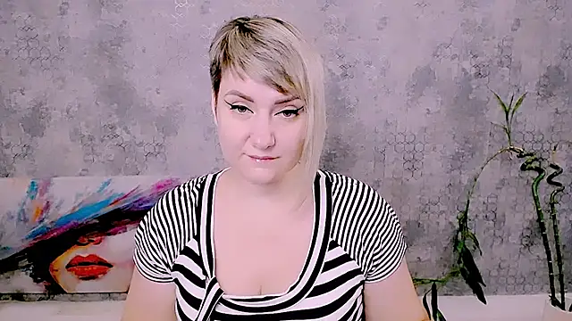 Djullia online show from 07-24-26, 05:47