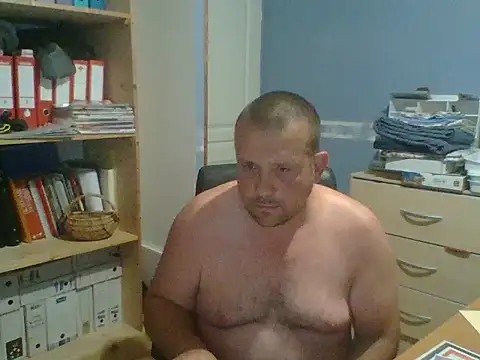 Snapshot of manubm03 chatting on 06-11-26, 03:14 manubm03 online show from 06-11-26, 03:14