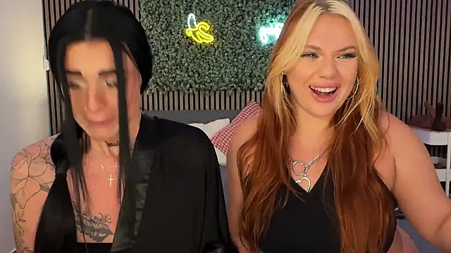 AnjaAmelia online show from 11-01-25, 08:03