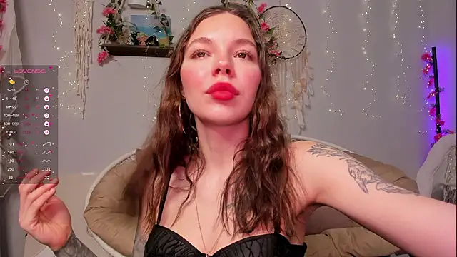 Kiralotus online show from 02-14-26, 05:18