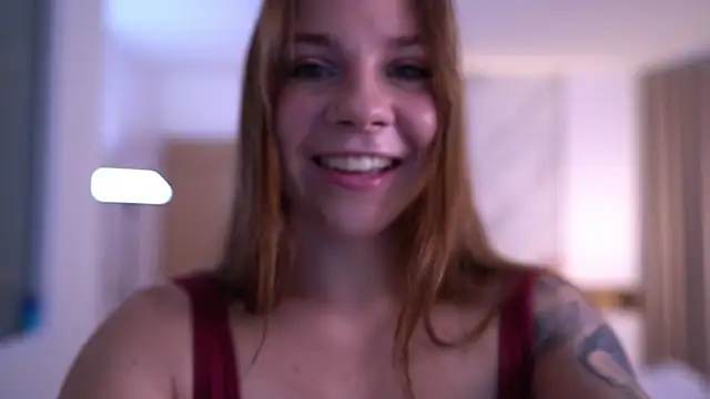 Snapshot of Cute_Foxy@xh chatting on 09-23-25, 03:24 Cute Foxyxh online show from 09-23-25, 03:24