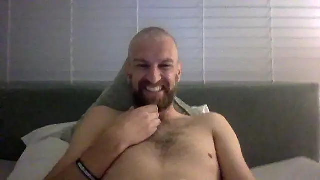 Snapshot of Matts1988 chatting on 09-17-25, 03:19 Matts1988 online show from 09-17-25, 03:19