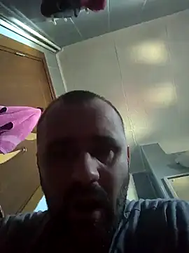 Snapshot of Govora chatting on 01-19-25, 09:01 Govora online show from 01-19-25, 09:01