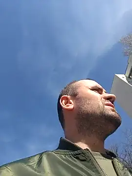 Snapshot of Govora chatting on 03-06-25, 09:03 Govora online show from 03-06-25, 09:03