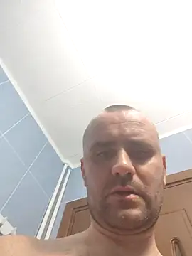 Snapshot of Govora chatting on 02-01-25, 11:37 Govora online show from 02-01-25, 11:37