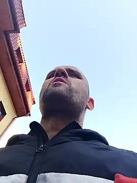 Snapshot of Govora chatting on 01-09-25, 10:09 Govora online show from 01-09-25, 10:09