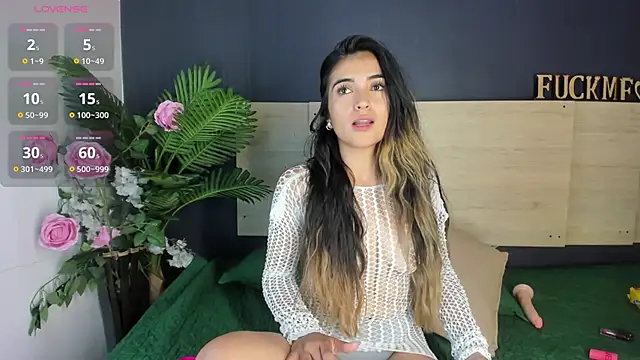 violet giraldo online show from 03-06-26, 07:42