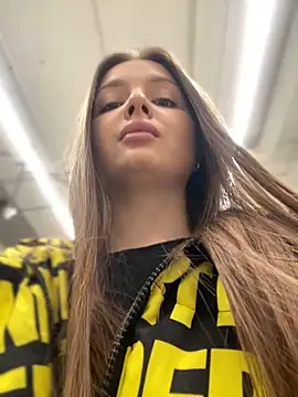 Snapshot of KrisMagnoly chatting on 03-01-26, 04:29 KrisMagnoly online show from 03-01-26, 04:29