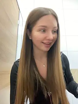 Snapshot of KrisMagnoly chatting on 02-22-26, 06:20 KrisMagnoly online show from 02-22-26, 06:20