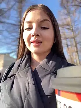 Snapshot of KrisMagnoly chatting on 03-09-25, 09:02 KrisMagnoly online show from 03-09-25, 09:02