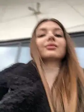 Snapshot of KrisMagnoly chatting on 03-01-25, 02:13 KrisMagnoly online show from 03-01-25, 02:13