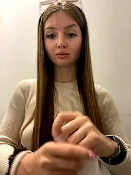 Snapshot of KrisMagnoly chatting on 10-01-25, 02:21 KrisMagnoly online show from 10-01-25, 02:21