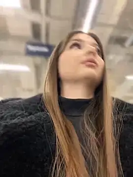 Snapshot of KrisMagnoly chatting on 02-21-25, 02:06 KrisMagnoly online show from 02-21-25, 02:06