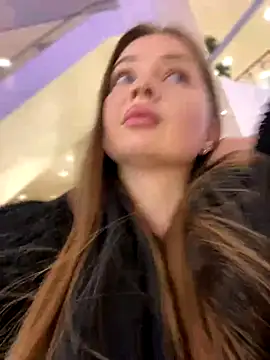 Snapshot of KrisMagnoly chatting on 11-12-25, 05:39 KrisMagnoly online show from 11-12-25, 05:39