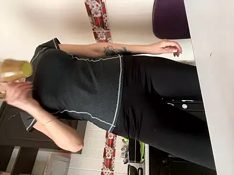 sensualEmilia online show from 02-28-26, 12:49