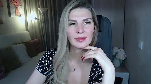 Snapshot of sensualEmilia chatting on 02-27-25, 07:15 sensualEmilia online show from 02-27-25, 07:15