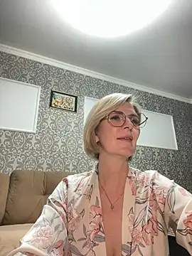 Snapshot of sensualEmilia chatting on 05-21-26, 05:54 sensualEmilia online show from 05-21-26, 05:54