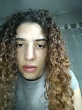 Snapshot of Kleopatracolo chatting on 07-17-26, 12:13 Kleopatracolo online show from 07-17-26, 12:13