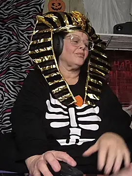 davisdesiresxh online show from 10-29-25, 02:16