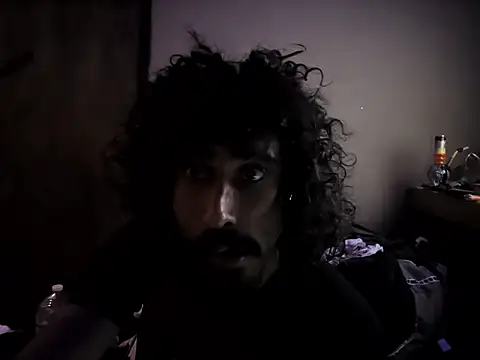 Snapshot of SpeedMagnumBlade6669 chatting on 02-13-26, 01:27 SpeedMagnumBlade6669 online show from 02-13-26, 01:27