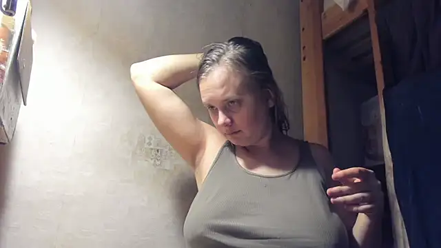 Snapshot of FrumCake chatting on 01-18-25, 02:03 FrumCake online show from 01-18-25, 02:03