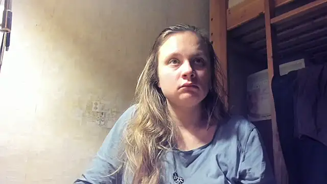 Snapshot of FrumCake chatting on 03-01-25, 02:26 FrumCake online show from 03-01-25, 02:26